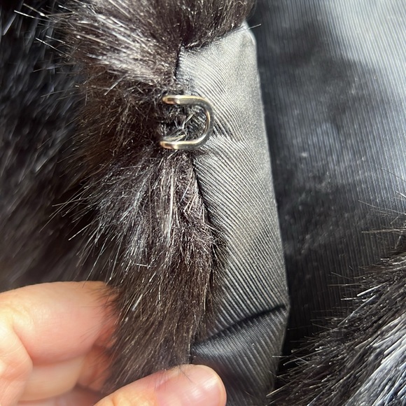 Banana Republic Faux Fur Jacket Size Large - Picture 8 of 8